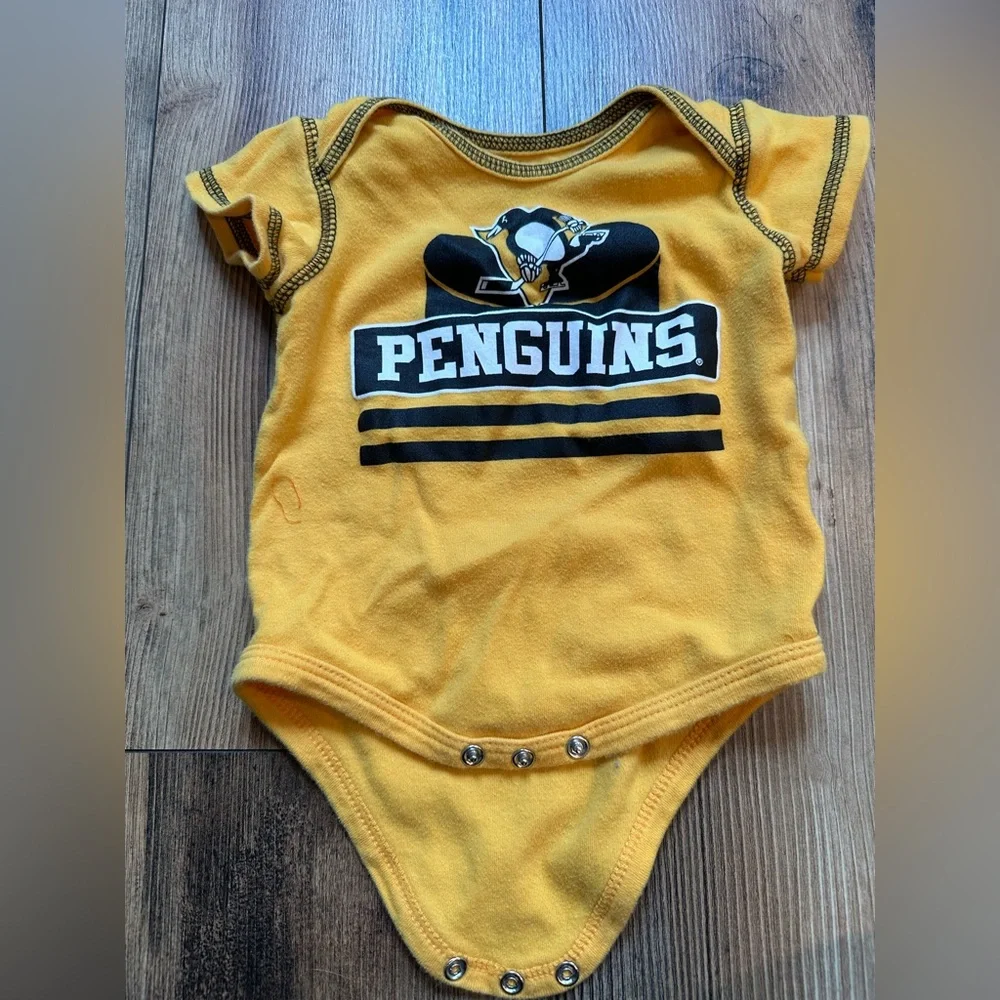 NHL Yellow and Black Bodysuit Pittsburgh Penguins